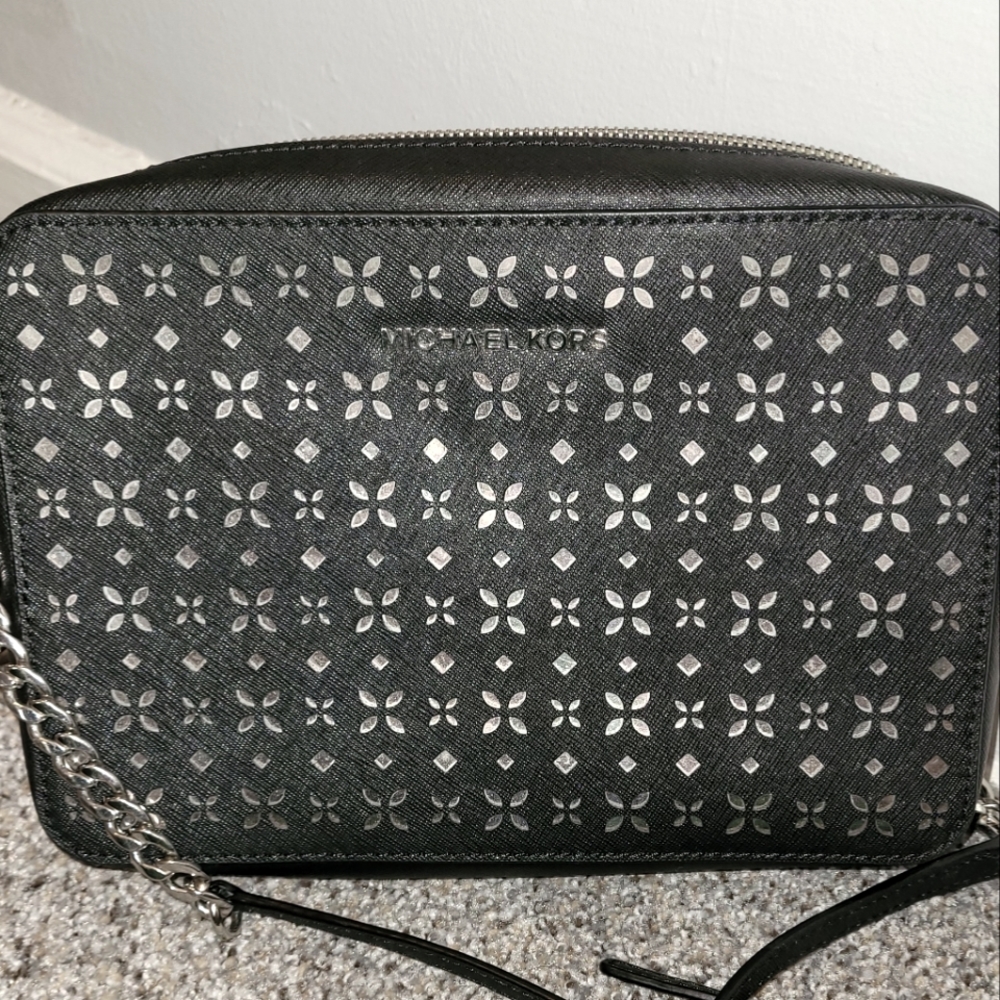 Michael Kors Jet Set Large Crossbody